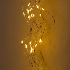 Hängendes Solar Lichterbündel Tamara mit 100 LEDs