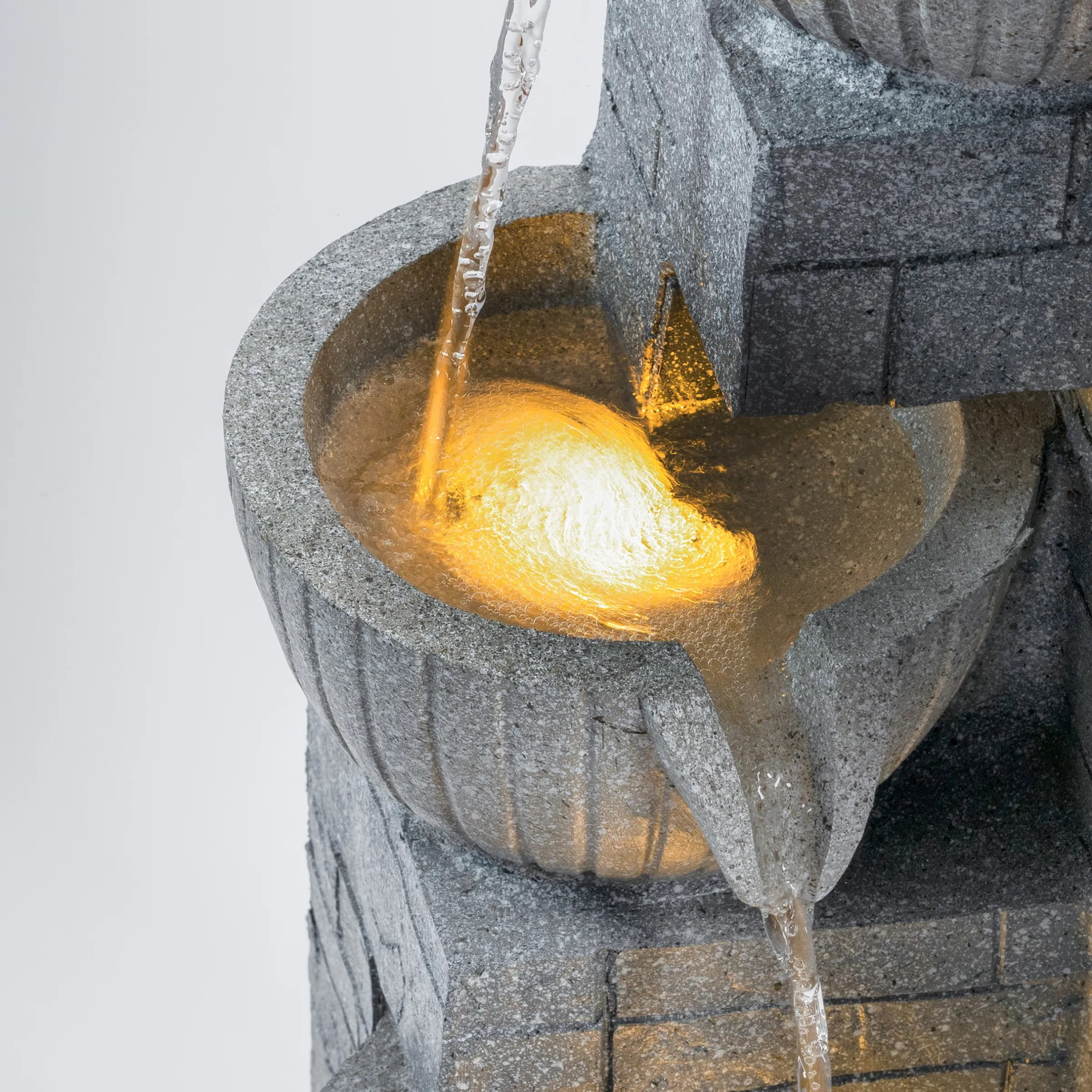 Solar Kaskadenbrunnen in Steinoptik und LED Licht