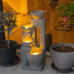 Solar Kaskadenbrunnen in Steinoptik und LED Licht
