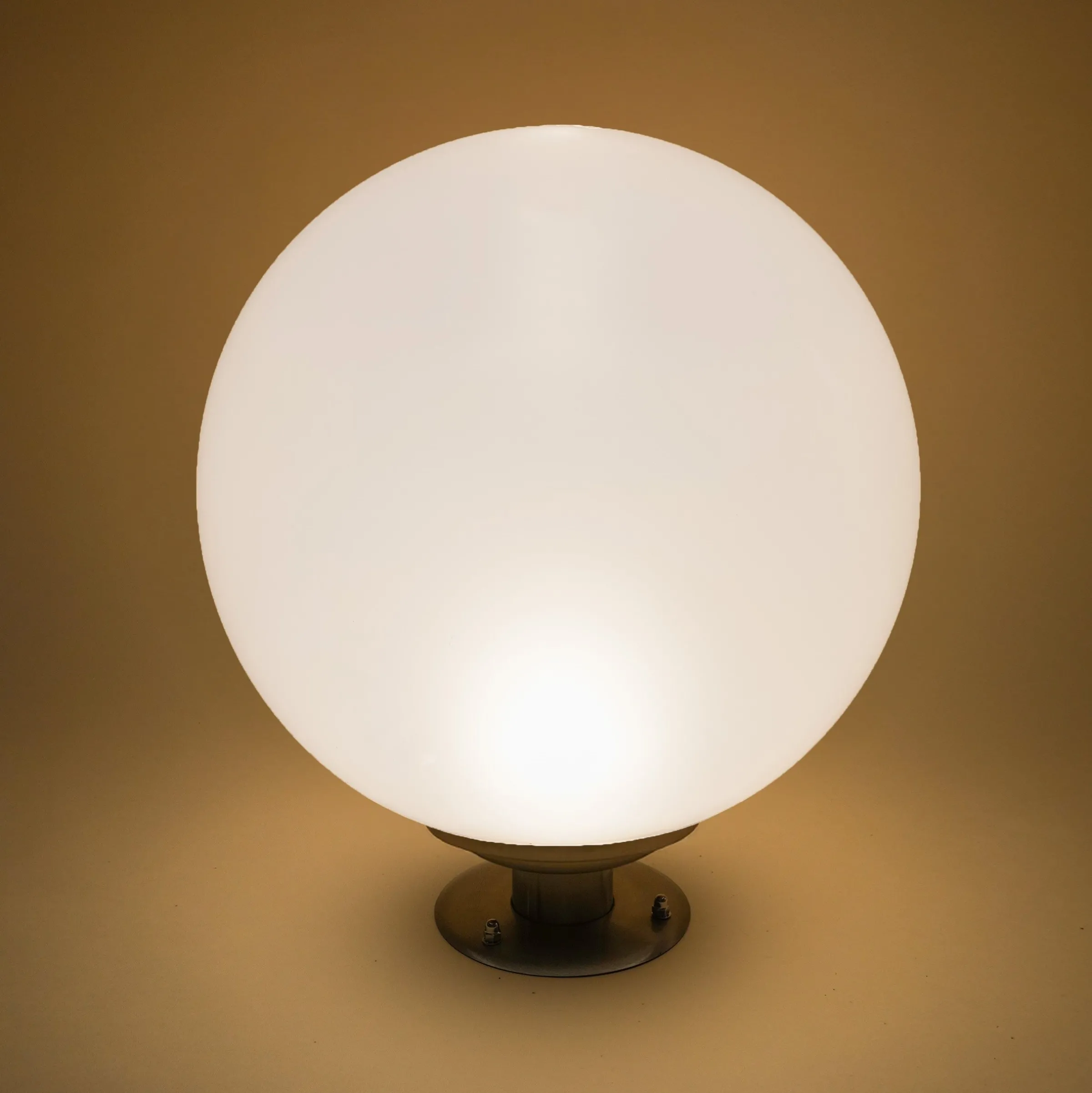Solarkugel Liana ⌀ 40 cm mit Edelstahlfuß und Fernbedienung