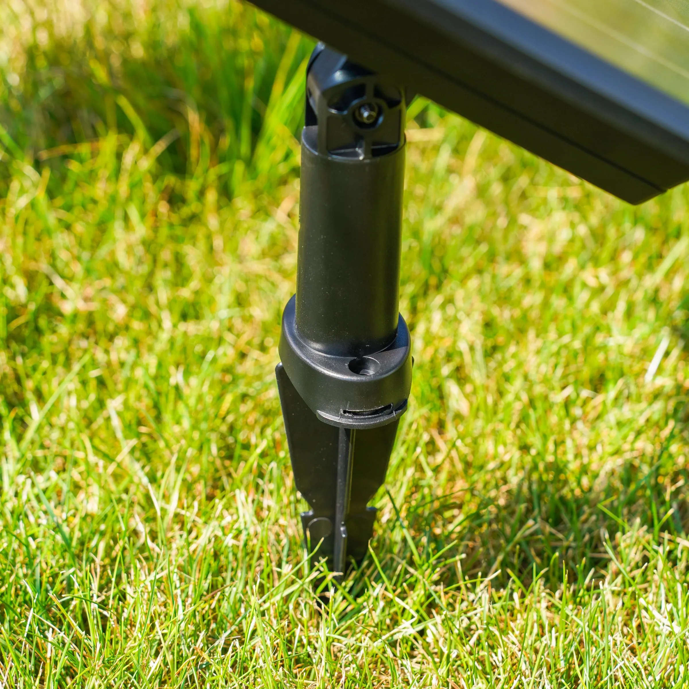 Solar LED-Lichterband mit 300 warmweißen LEDs