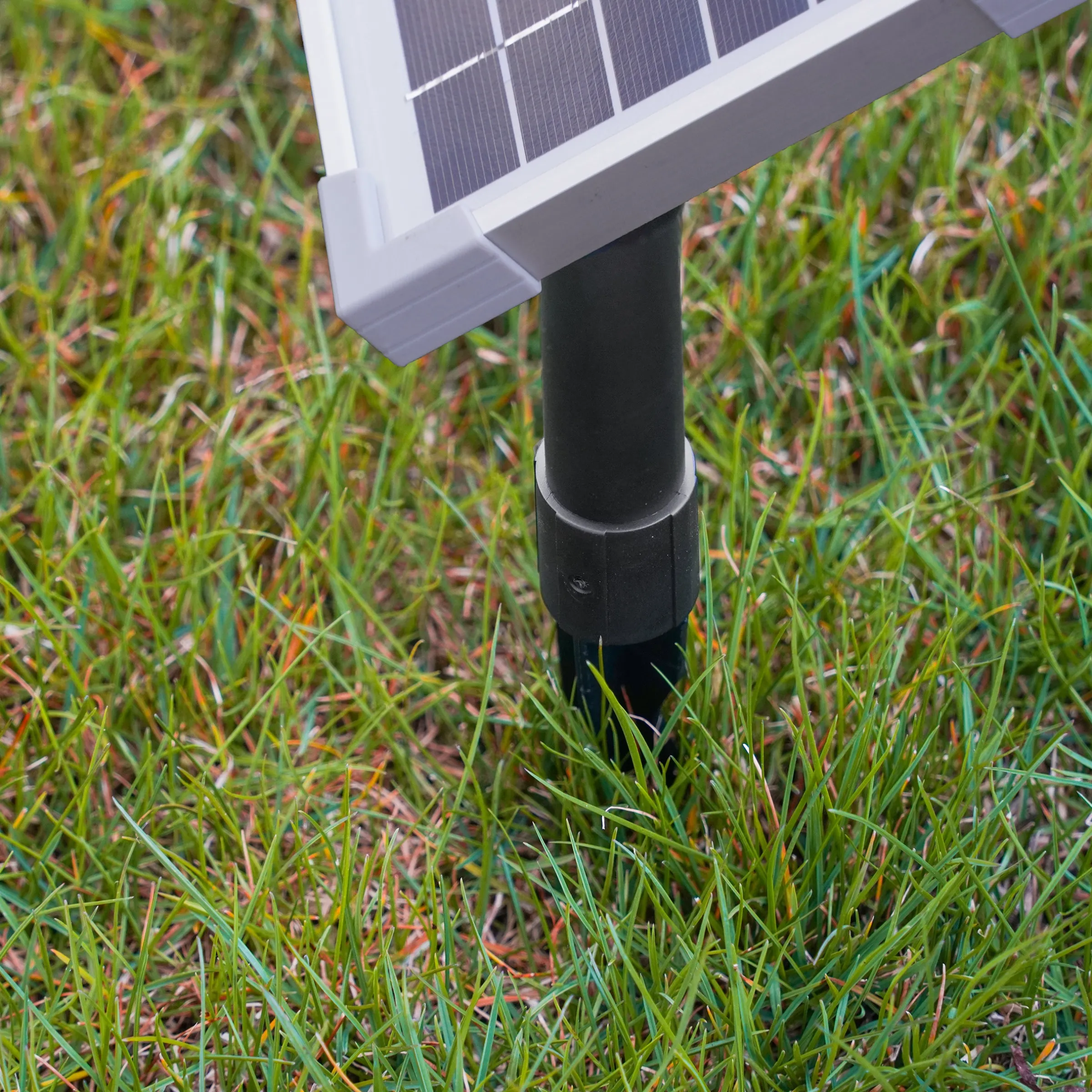 Solar Lichterkette mit 200 warmweißen LEDs und transparenten Kabel