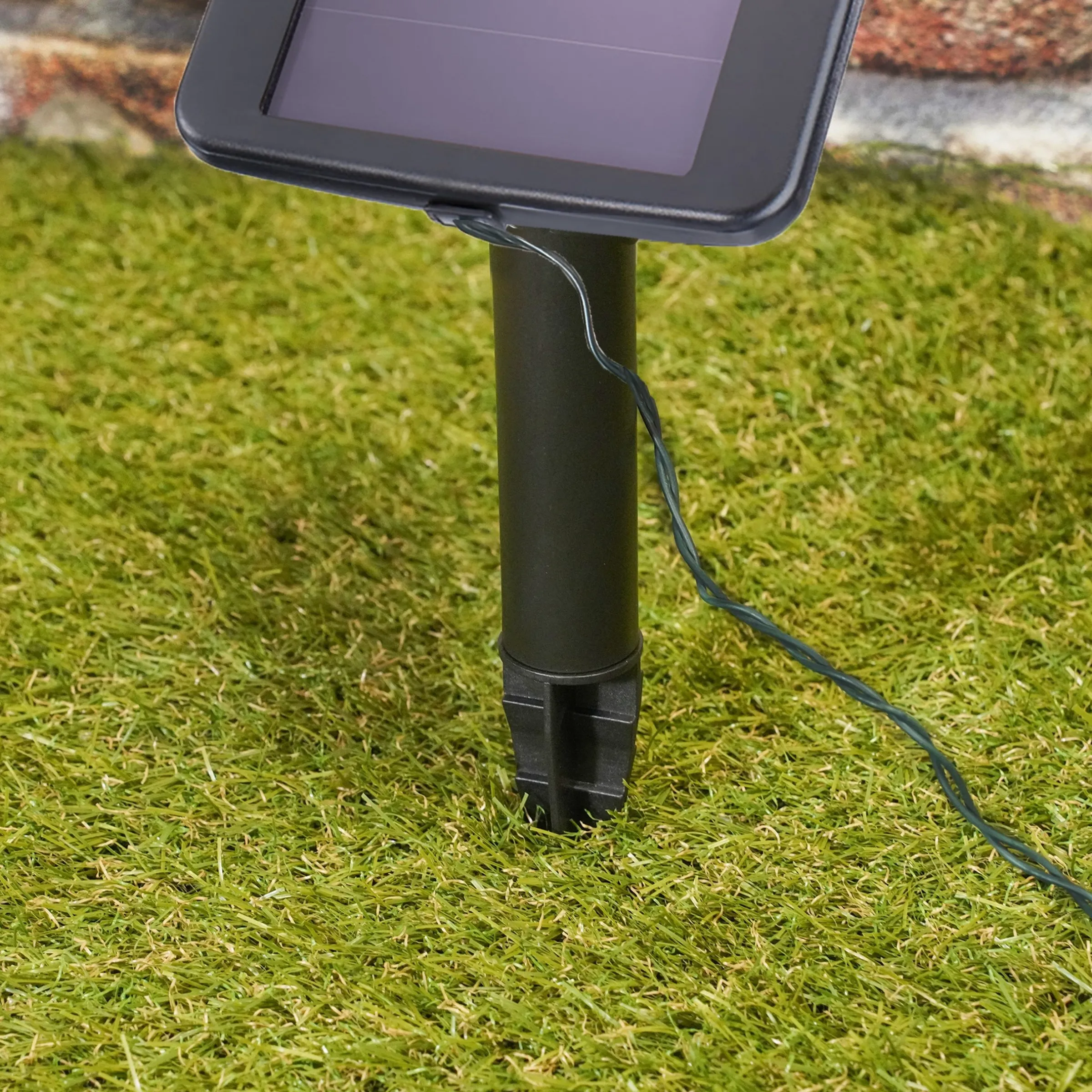 Solar Lichterschlauch mit 100 warmweißen LEDs
