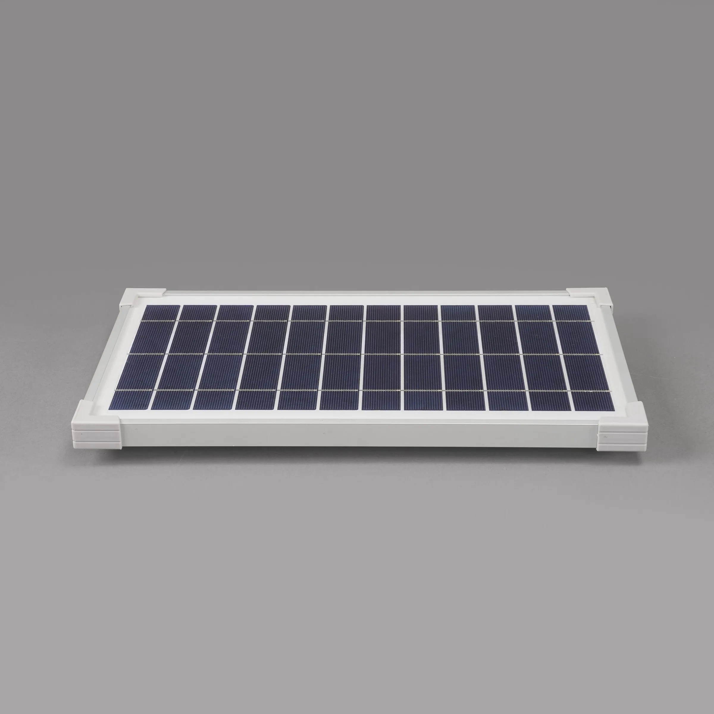 Solarmodul 8 Wp / 6 V mit Stecker 2-polig rund