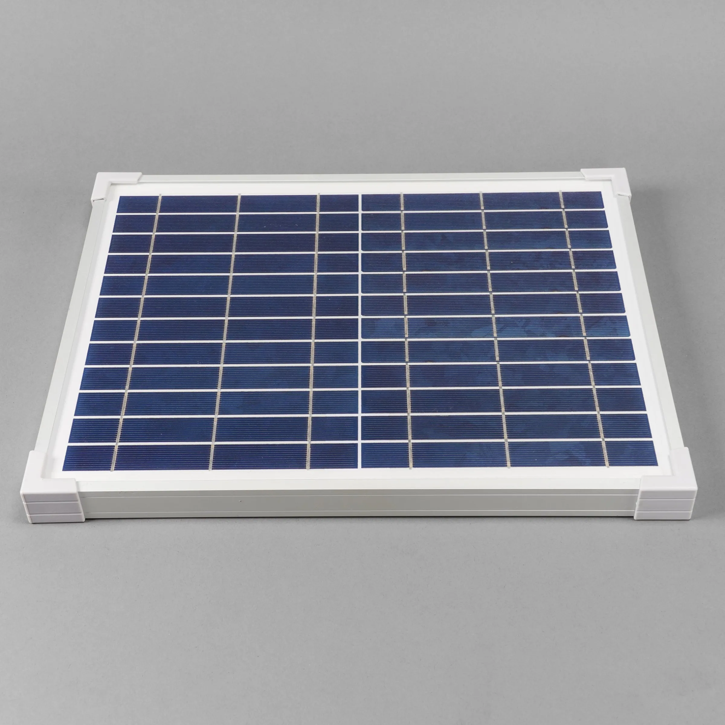 Solarmodul 12 Wp / 12 V mit Stecker 2-polig klein - neues Modell