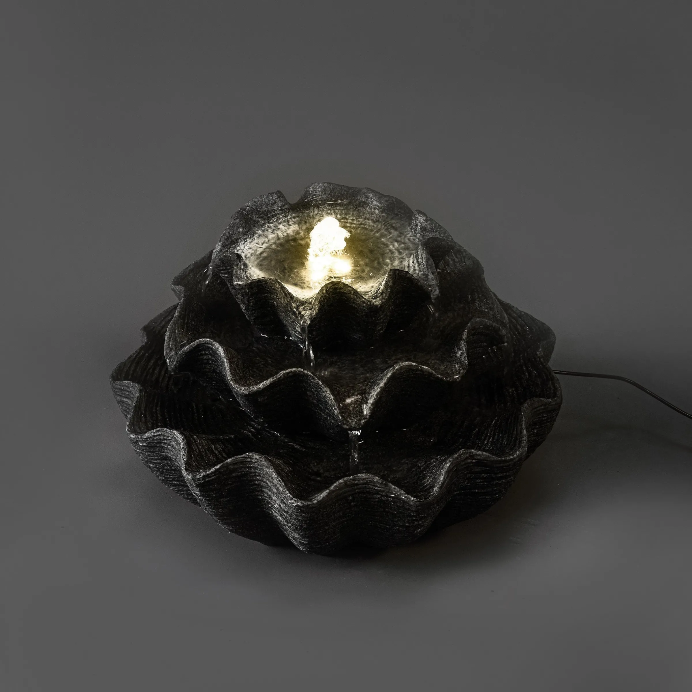 Solar Muschelbrunnen mit LED-Beleuchtung