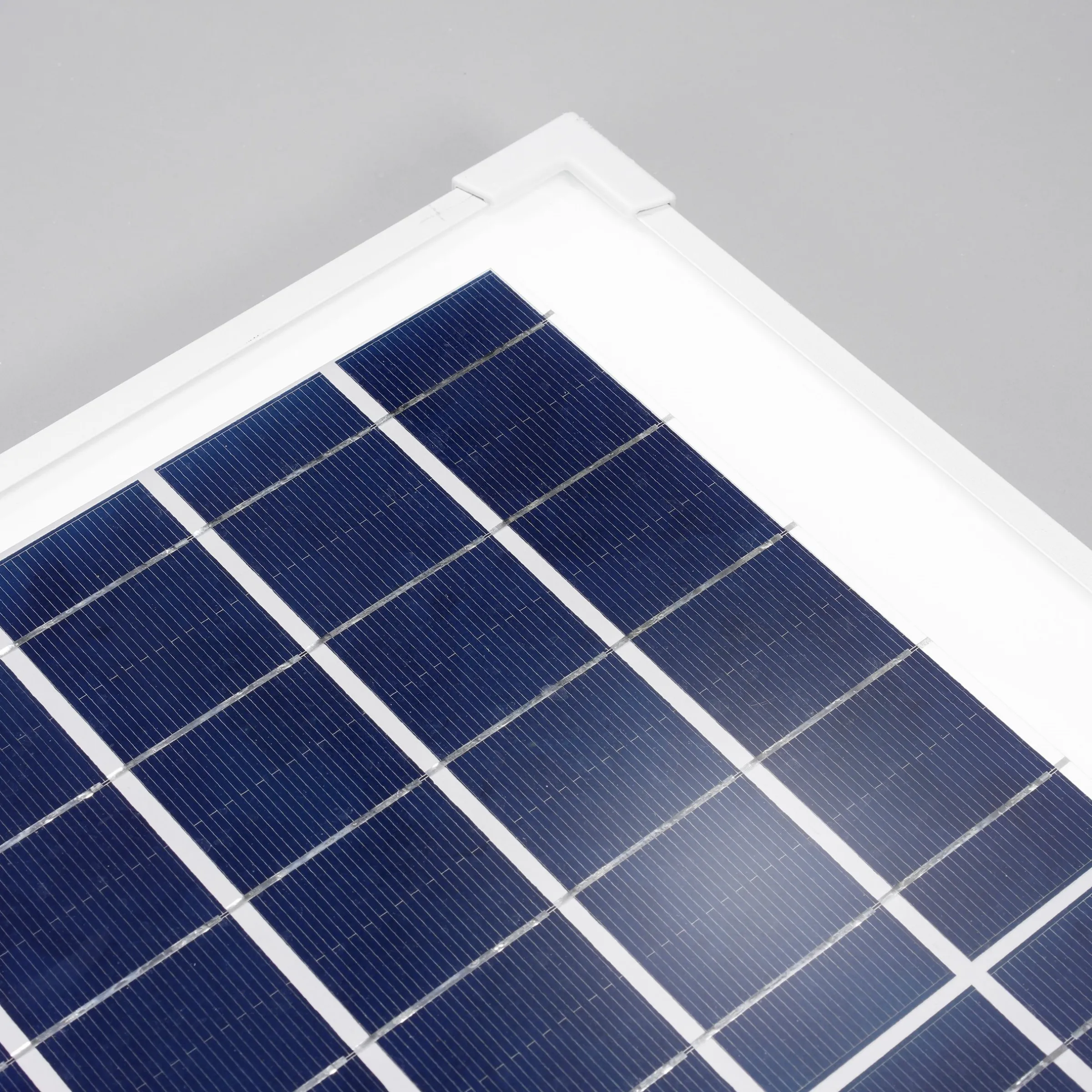 Solar Unterwasserfilter-Set 70/2800 mit 12 Ah LiFePO4-Akkuspeicher