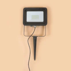 Solar Wand- und Bodenstrahler Power Flood kaltweiß