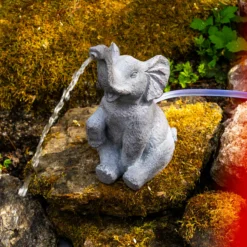 Solar Wasserspeierset sitzender Elefant Lumi