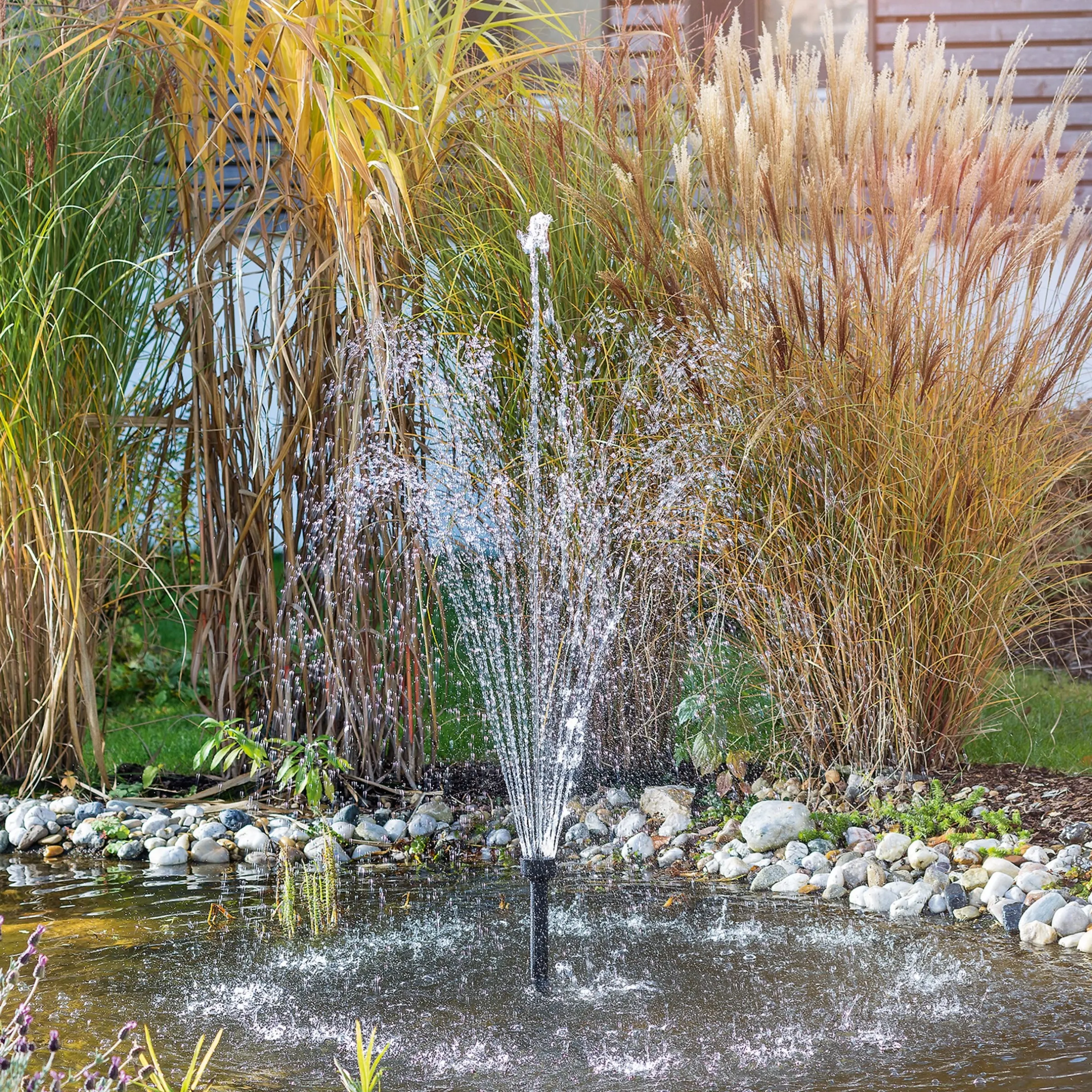Teichpumpe Fountain 3300/4300 mit Sprinklerset