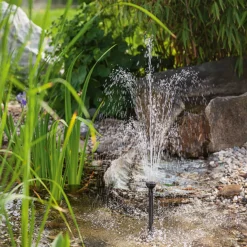 Teichpumpe WaterSplash 470/750 mit Sprinklerset