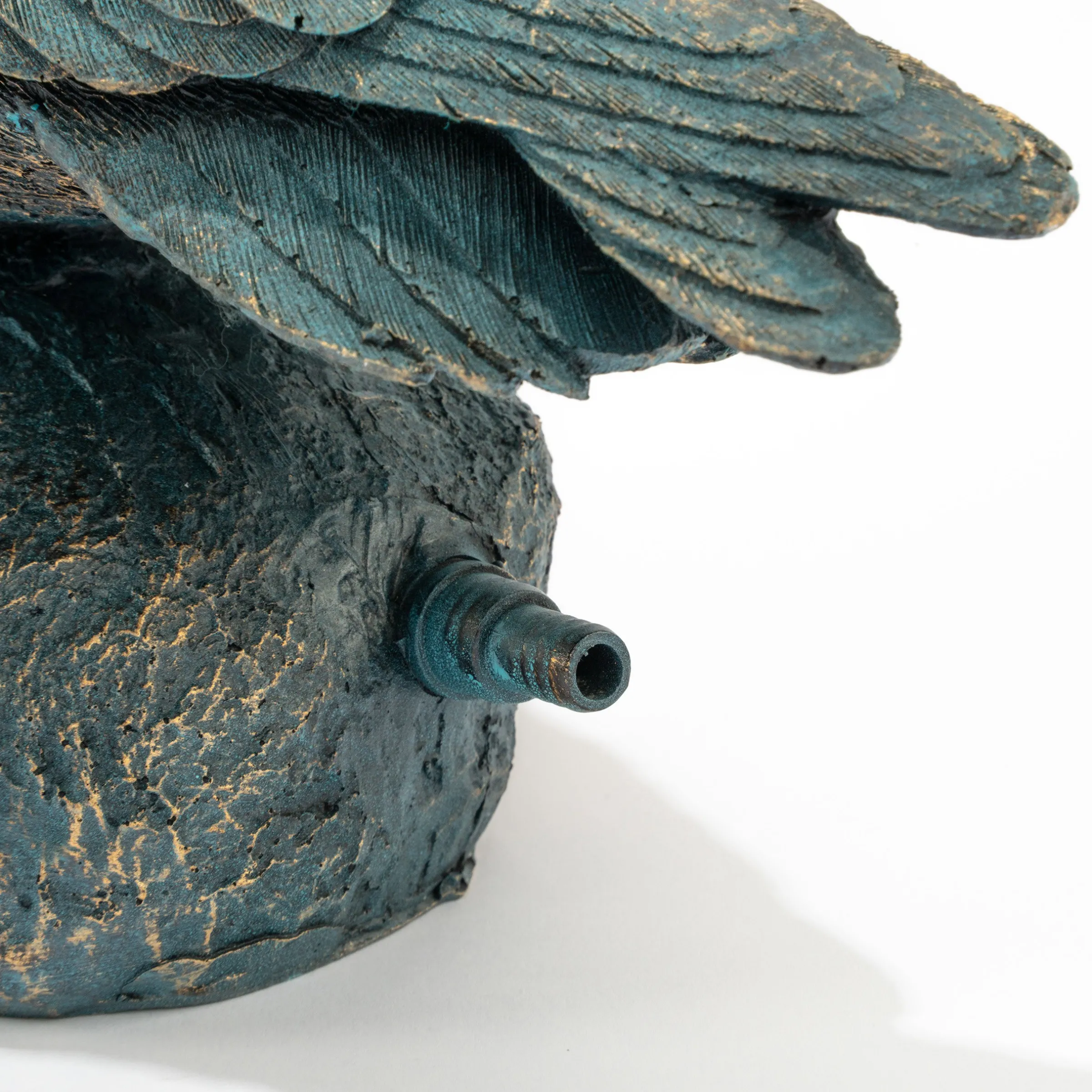 Wasserspeier-Figur Ente Samuel im Altkupfer-Design