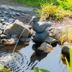 Wasserspeier-Figur Ente Samuel im Altkupfer-Design