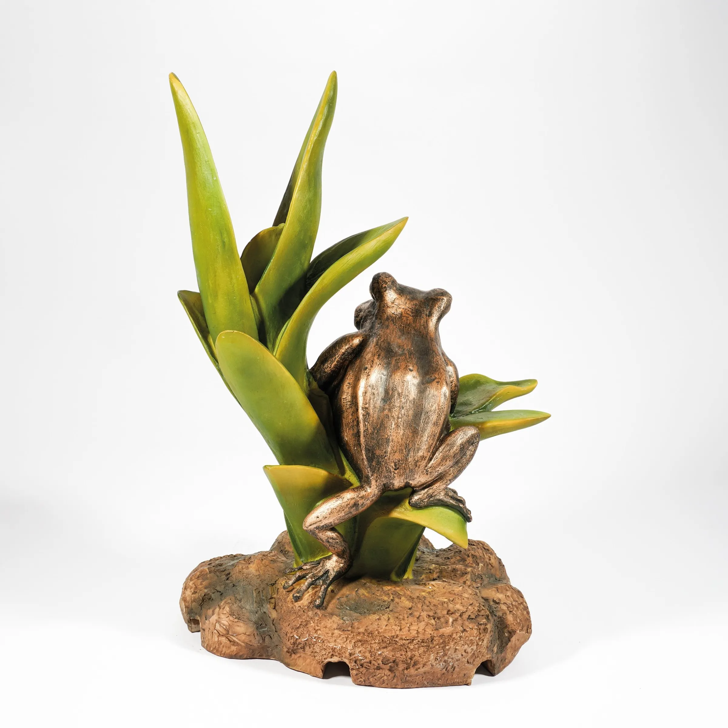 Wasserspeier-Figur Frosch sitzend auf Blättern