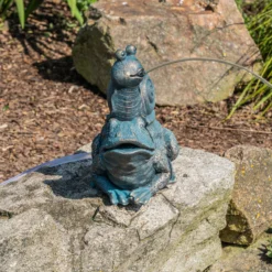 Wasserspeier-Figur Max und Moritz im Altkupfer-Design